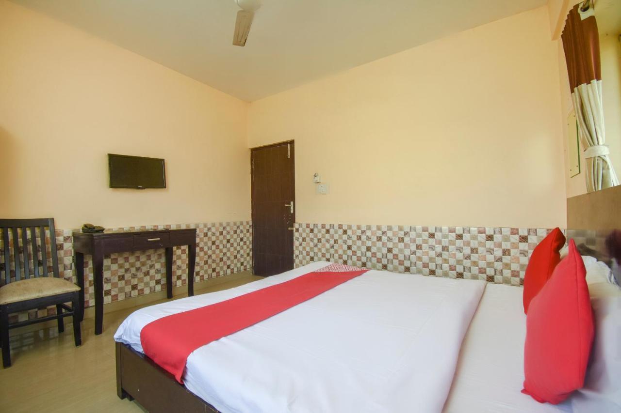 Oyo Flagship 72260 Seema International Hotel Gauripur Exterior foto