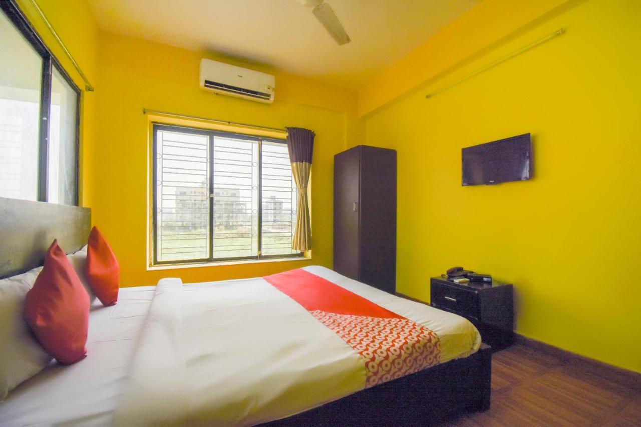 Oyo Flagship 72260 Seema International Hotel Gauripur Exterior foto